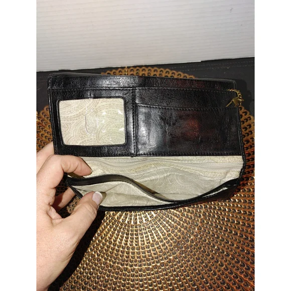 Hobo Int.l Lauren Clutch Patent Leather Wallet - Picture 8 of 9